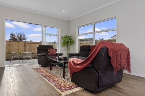 Photo of property in 45c Western Avenue, Omokoroa, 3114