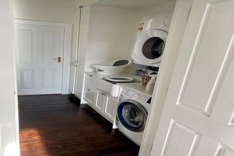 Photo of property in 49 Aurora Terrace, Kelburn, Wellington, 6012