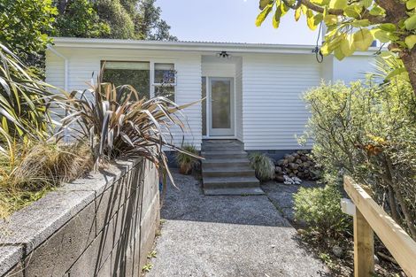 Photo of property in 156 Derwent Street, Island Bay, Wellington, 6023
