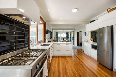 Photo of property in 14 Maeroa Road, Beerescourt, Hamilton, 3200