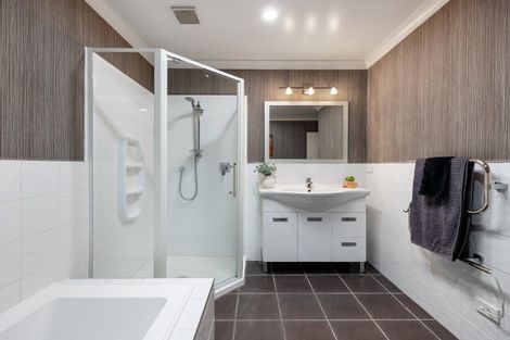 Photo of property in 2a Wentworth Drive, Rototuna North, Hamilton, 3210