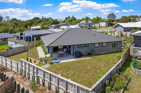 Photo of property in 17 Three Brothers Place, Warkworth, 0981