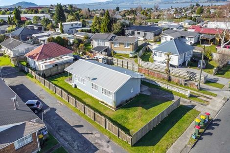 Photo of property in 18a Monokia Street, Fairy Springs, Rotorua, 3015
