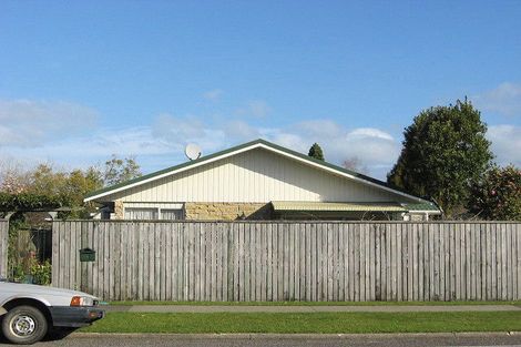 Photo of property in 7a Bridge Street, Edgecumbe, 3120