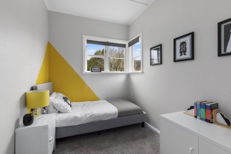 Photo of property in 114 Cambridge Terrace, Fairfield, Lower Hutt, 5011
