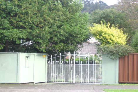 Photo of property in 98 Stokes Valley Road, Stokes Valley, Lower Hutt, 5019