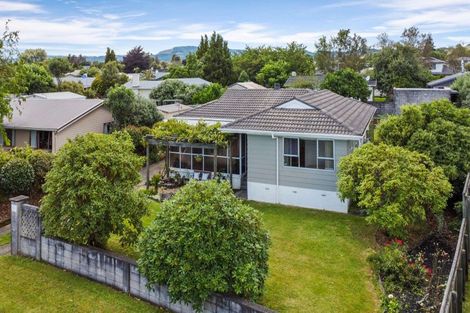 Photo of property in 27 Browning Crescent, Owhata, Rotorua, 3010