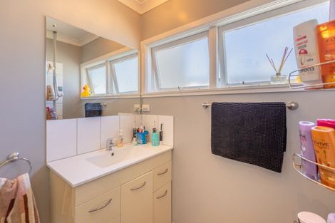 Photo of property in 3 Kelvin Road, Maraenui, Napier, 4110