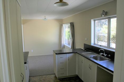 Photo of property in 15 Skerrett Crescent, Tamatea, Napier, 4112