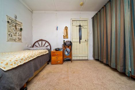 Photo of property in 425 Waihi Road, Normanby, Hawera, 4614