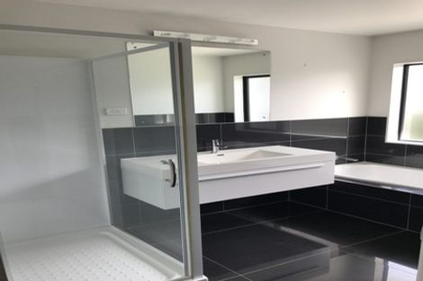 Photo of property in 15 Bree Place, Flagstaff, Hamilton, 3210