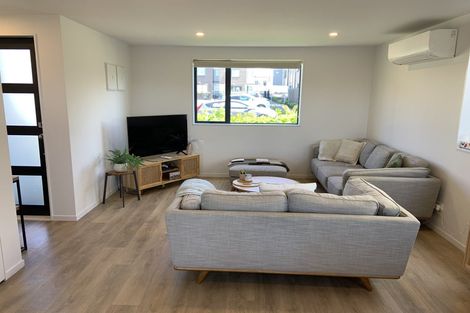 Photo of property in 4 Kaman Seasprite Road, Hobsonville, Auckland, 0616