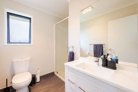 Photo of property in 2 Bibby Street, Waipawa, 4210