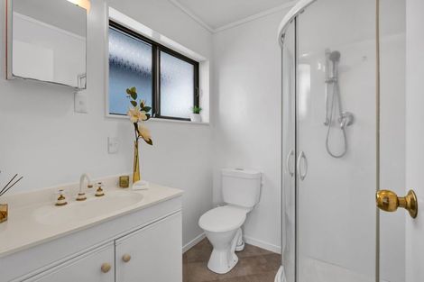 Photo of property in 6a Ropiha Street, Fitzroy, New Plymouth, 4312