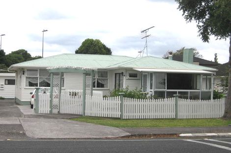 Photo of property in 11 Chartwell Avenue, Glenfield, Auckland, 0629