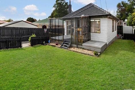 Photo of property in 11 Freyberg Crescent, Pukekohe, 2120