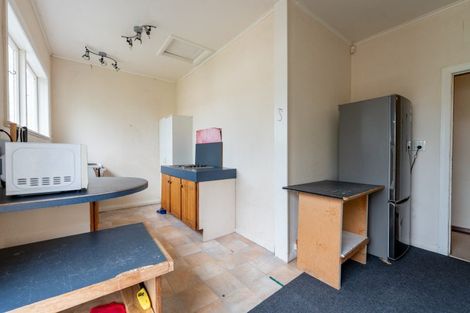 Photo of property in 218 College Street, West End, Palmerston North, 4412