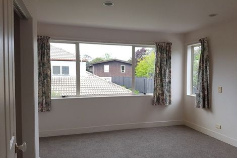Photo of property in 2/5 Kenmure Avenue, Forrest Hill, Auckland, 0620
