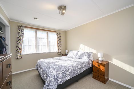 Photo of property in 20 Thames Street, Roslyn, Palmerston North, 4414