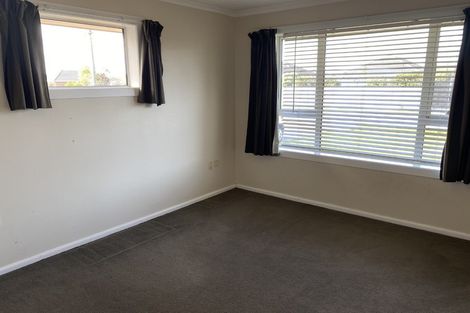 Photo of property in 25 Wilton Crescent, Bishopdale, Christchurch, 8053