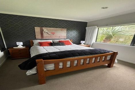 Photo of property in 36 Saint Laurent Way, Ohau, Levin, 5570