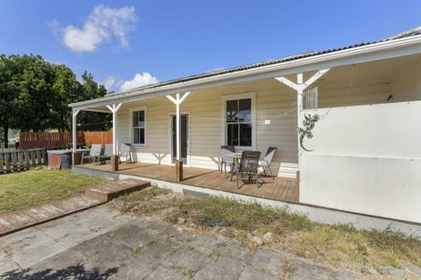 Photo of property in 226 Mangahao Road, Shannon, Palmerston North, 4474