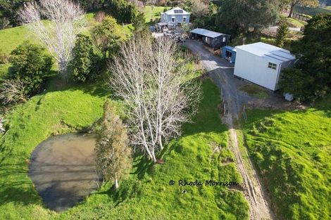 Photo of property in 330 Franklin Road, Paparoa, 0571