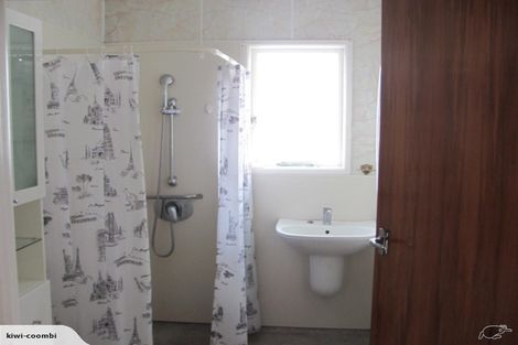 Photo of property in 14 Rogan Street, Mount Roskill, Auckland, 1041