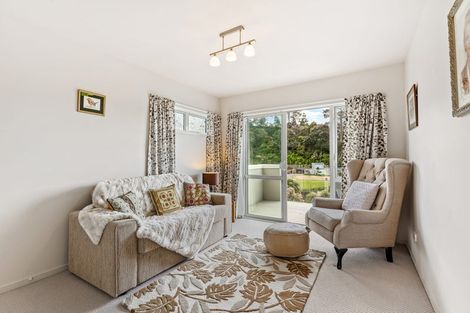 Photo of property in 17 Hawaiian Parade, Arkles Bay, Whangaparaoa, 0932