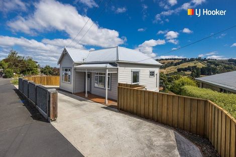 Photo of property in 212 Kenmure Road, Kenmure, Dunedin, 9011