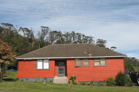 Photo of property in 23 Cambridge Terrace, Kaiti, Gisborne, 4010
