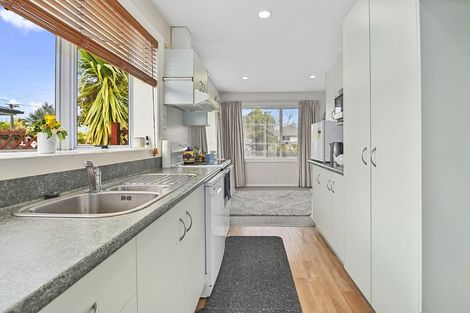 Photo of property in 67 Farquhars Road, Redwood, Christchurch, 8051