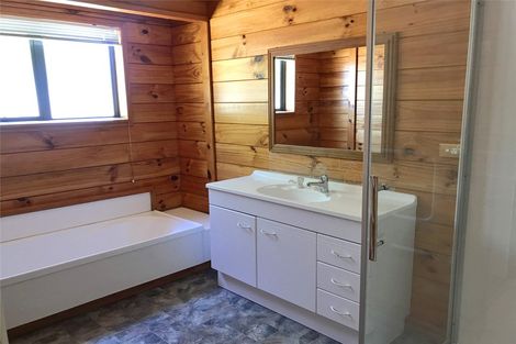 Photo of property in 13 Greenough Place, Rototuna, Hamilton, 3210