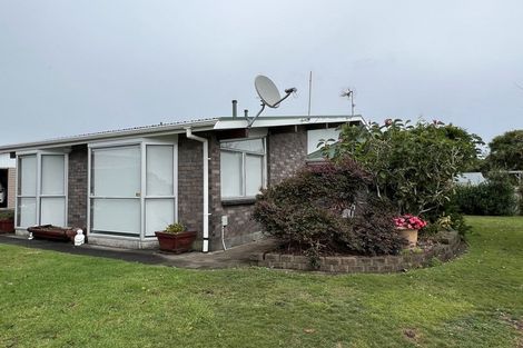 Photo of property in 38 Clifton Drive, Waitara, 4320