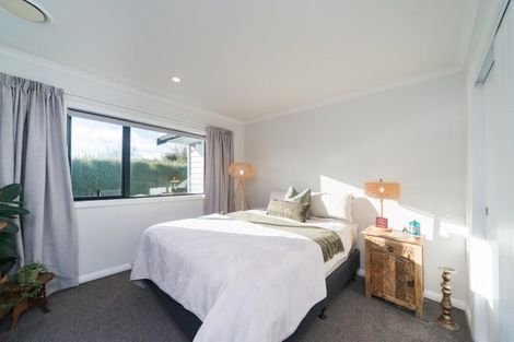 Photo of property in 5 Waimarama Court, Roslyn, Palmerston North, 4414