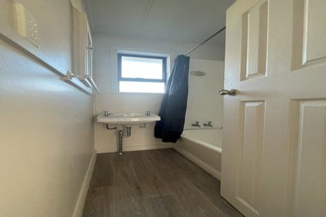 Photo of property in 160 Taniwha Street, Glen Innes, Auckland, 1072