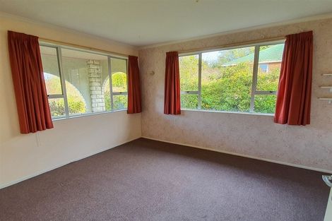 Photo of property in 60 Timaru Road, Waimate, 7924