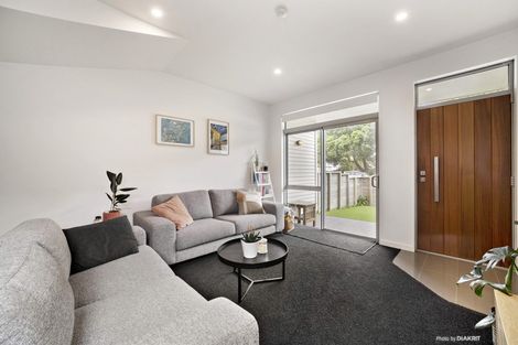 Photo of property in 6/59 The Parade, Island Bay, Wellington, 6023
