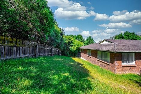 Photo of property in 16 Bacot Place, Howick, Auckland, 2014