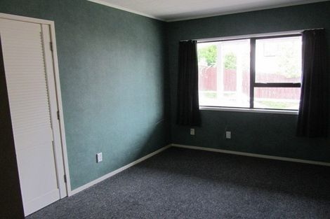 Photo of property in 2/76 Glenvar Road, Torbay, Auckland, 0630