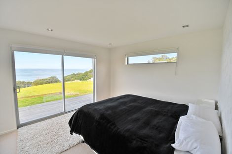 Photo of property in 22 Wonderview Road, Leigh, 0985