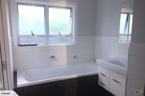 Photo of property in 25 Hori Street, Vogeltown, New Plymouth, 4310