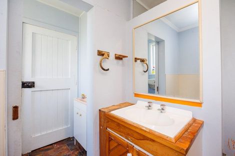 Photo of property in 1419 Kimbolton Road, Cheltenham, Feilding, 4777