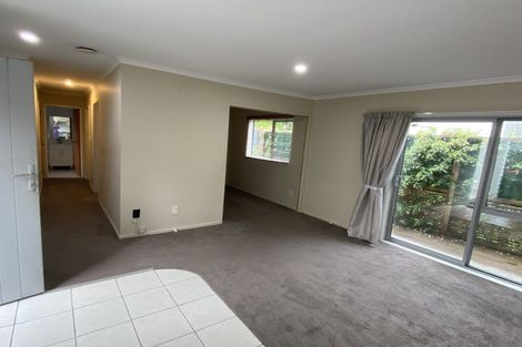 Photo of property in 13 Ballyward Close, East Tamaki, Auckland, 2013