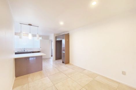 Photo of property in 22f Manuka Road, Glenfield, Auckland, 0629