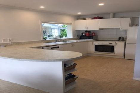 Photo of property in 7-7a Weka Road, Raumati Beach, Paraparaumu, 5032