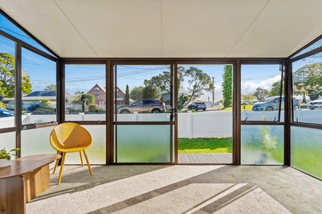 Photo of property in 21 Brixton Road, Manly, Whangaparaoa, 0930