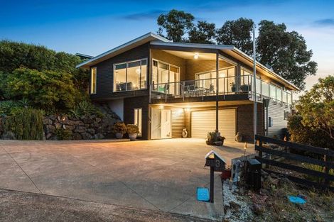 Photo of property in 3 Veronica Close, Red Beach, 0932