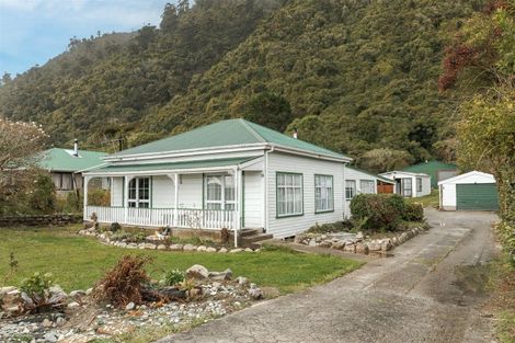 Photo of property in 25 Torea Street, Granity, 7823