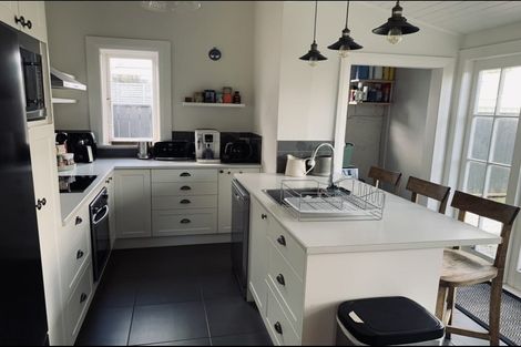 Photo of property in 72 William Street, Petone, Lower Hutt, 5012